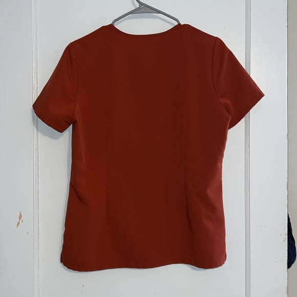 FIGS Auburn Scrub Set - Picture 5 of 12